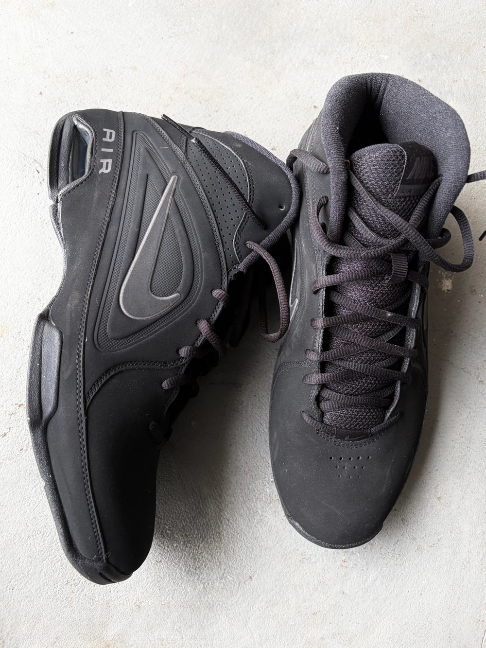 Nike Men's Black High-Top Athletic Sneakers